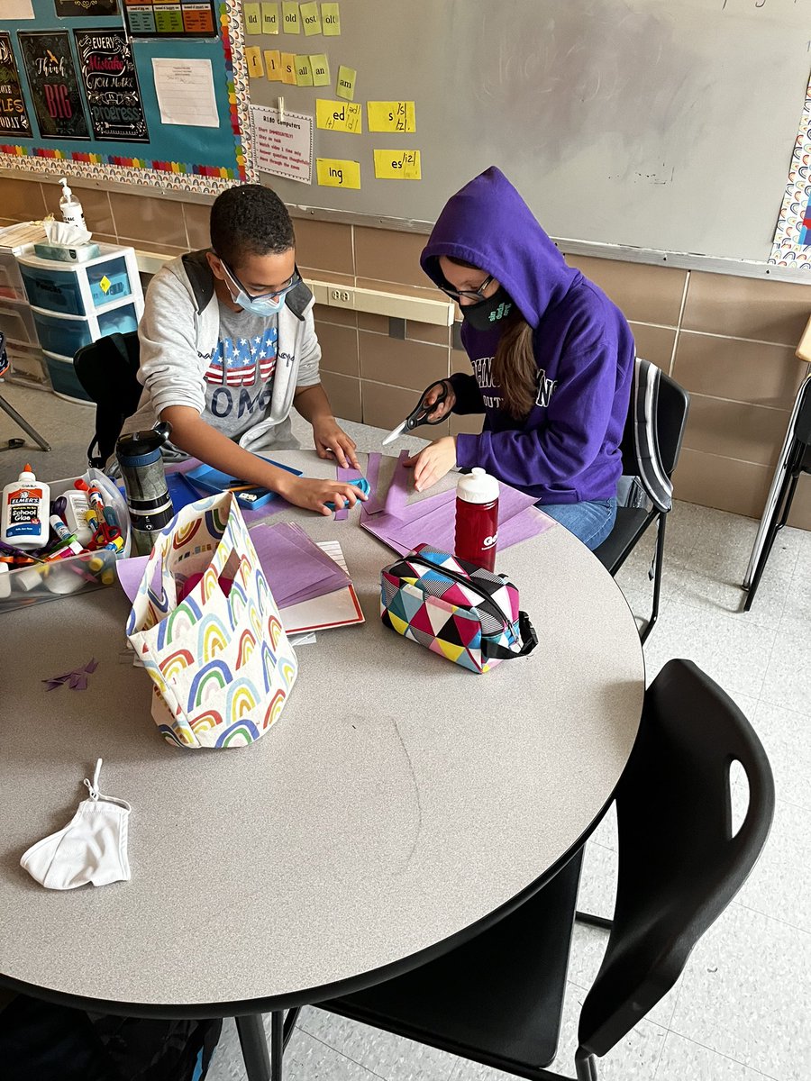 Lauren Behringer tweet media