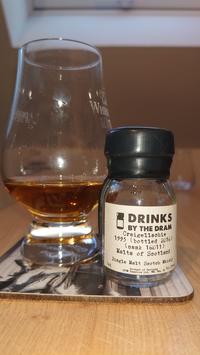 dnisbet250's tweet photo. Dram 288 of #Whisky366
#Craigellachie by #MaltsOfScotland
A lot of tropical / pineapples notes and tastes
9
#BuyADram DoP
#BuyABottle DoP
#Scotch #Whisky #SingleMalt https://t.co/s2mo3PBYUH