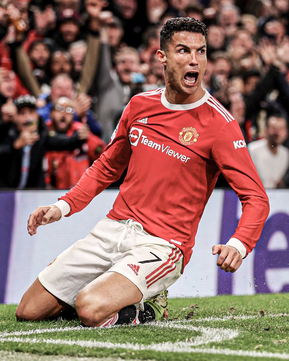 FunkSolBrotherr's tweet photo. Cometh the hour, cometh the man!!!! #ManUtd #AtaMNU https://t.co/DqjoEwGvXZ