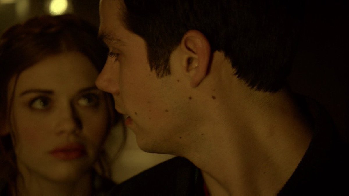 garrettwellsv's tweet photo. i love the way Stiles always looks at Lydia to make sure everything is going well https://t.co/x6t7R3Qq2D