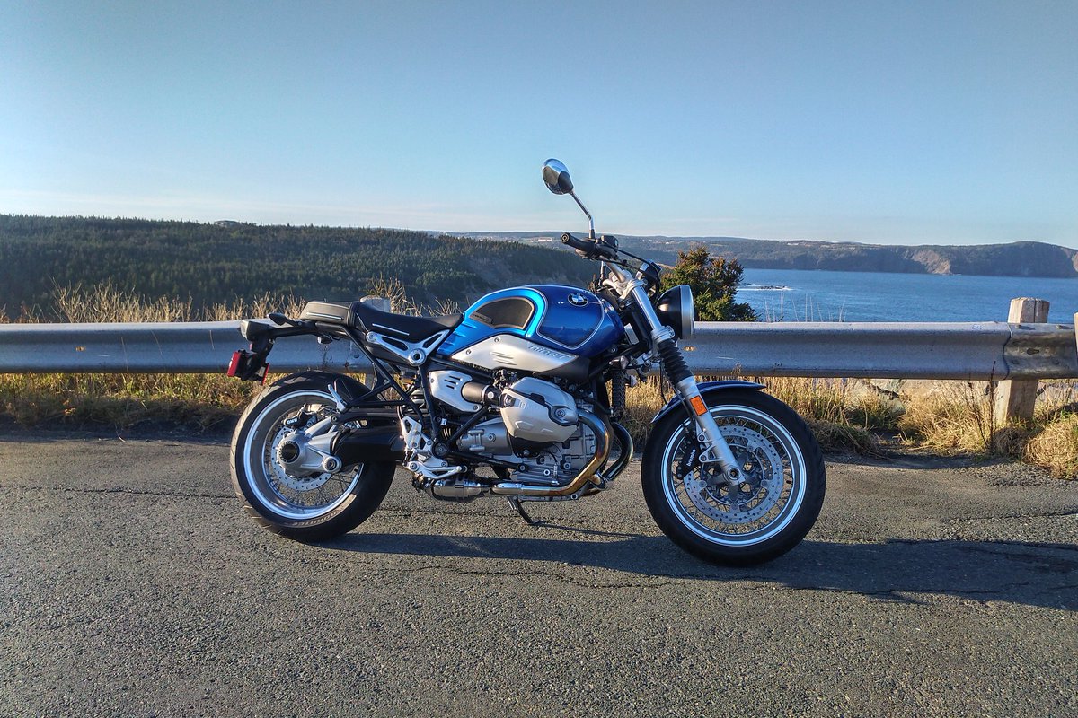 doug_murdoch's tweet photo. 14c on Nov 2. It would have been a crime not to sneak away from work for a ride this afternoon. #nlwx #Rnine™ https://t.co/jDjrhRCHln