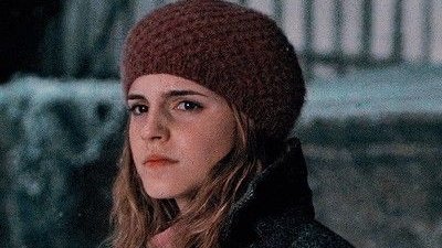 thiegonovais's tweet photo. Hermione Granger de touqinha: esse é o tweet. https://t.co/e8AzV8aUZe