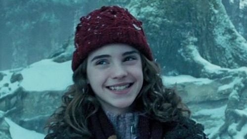 thiegonovais's tweet photo. Hermione Granger de touqinha: esse é o tweet. https://t.co/e8AzV8aUZe