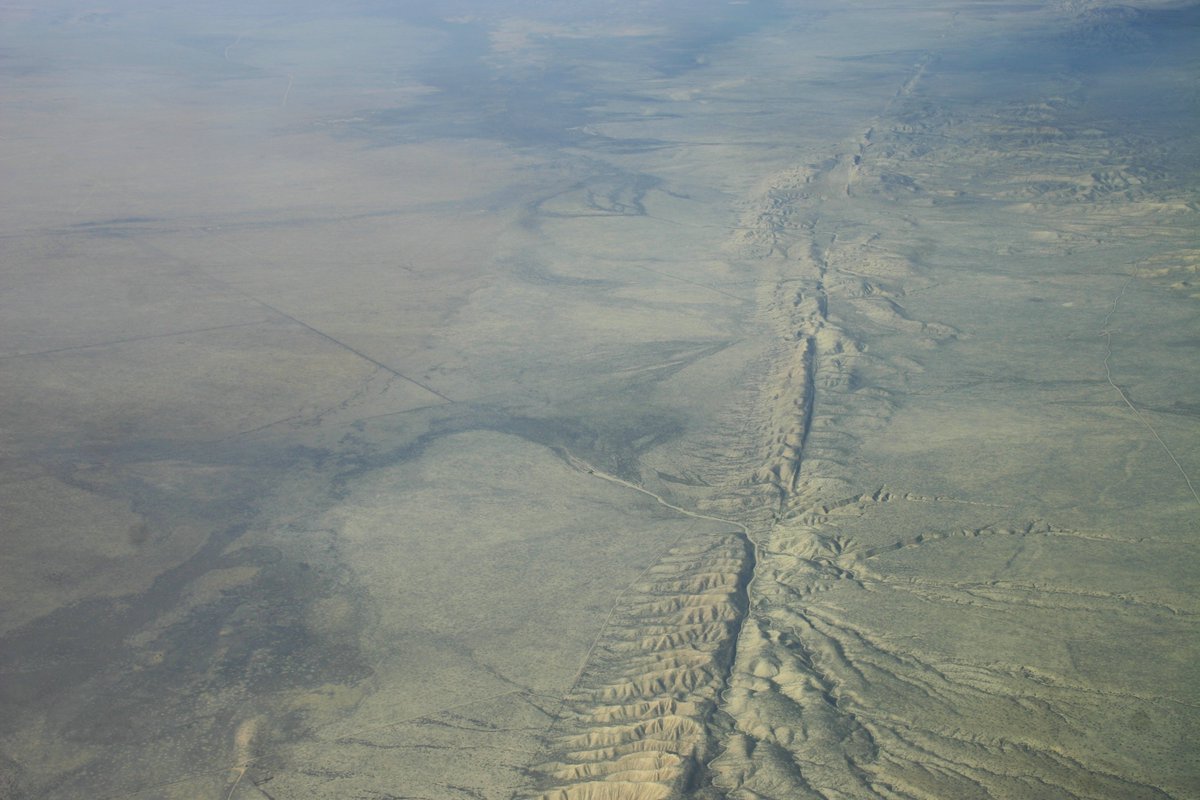 siuestem's tweet photo. This week marks our last STEM @ Home for 2021! And, this week's STEM 2 Home is really earth shattering! https://t.co/dp9EmqYz5U

Image credit: San Andreas Fault in the Carrizo Plain, aerial view from 8500 feet altitude, by Ian Kluft from Wikimedia Commons. https://t.co/7BIC0Lvu4C