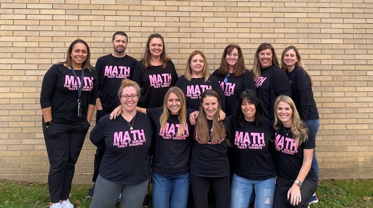 MissKalaka_'s tweet photo. “MATH- the only subject that counts” ✏️➕➖✖️➗📓 #myersmath #mathdepartment @MyersTigersRoar @WCSDEmpowers https://t.co/928MoPvFEh