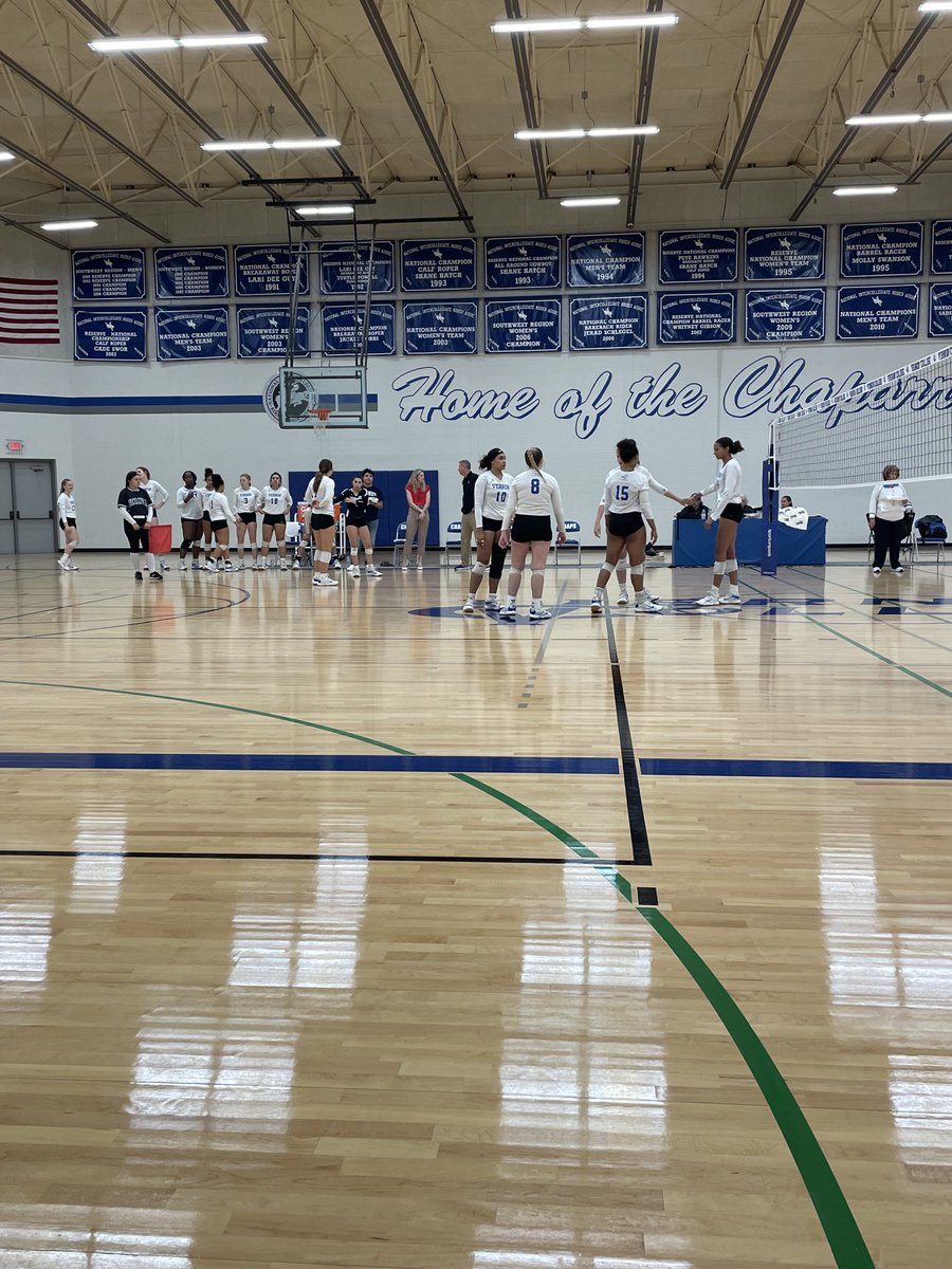 Ja1861's tweet photo. @VernonCollegeVB #LetsGoChaps Get the W! https://t.co/ZhrRxvirEa