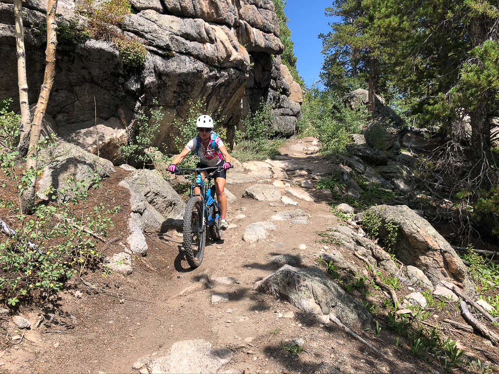 lenzsport's tweet photo. Nicole ripping down the Mule Deer trail on her Lenz Sport Sesh
#lenzsport #29plus #275plus #plusbikes #madeinamerica #devinlenz #plusbikesrule #fatbike https://t.co/4bNybzJzJ2