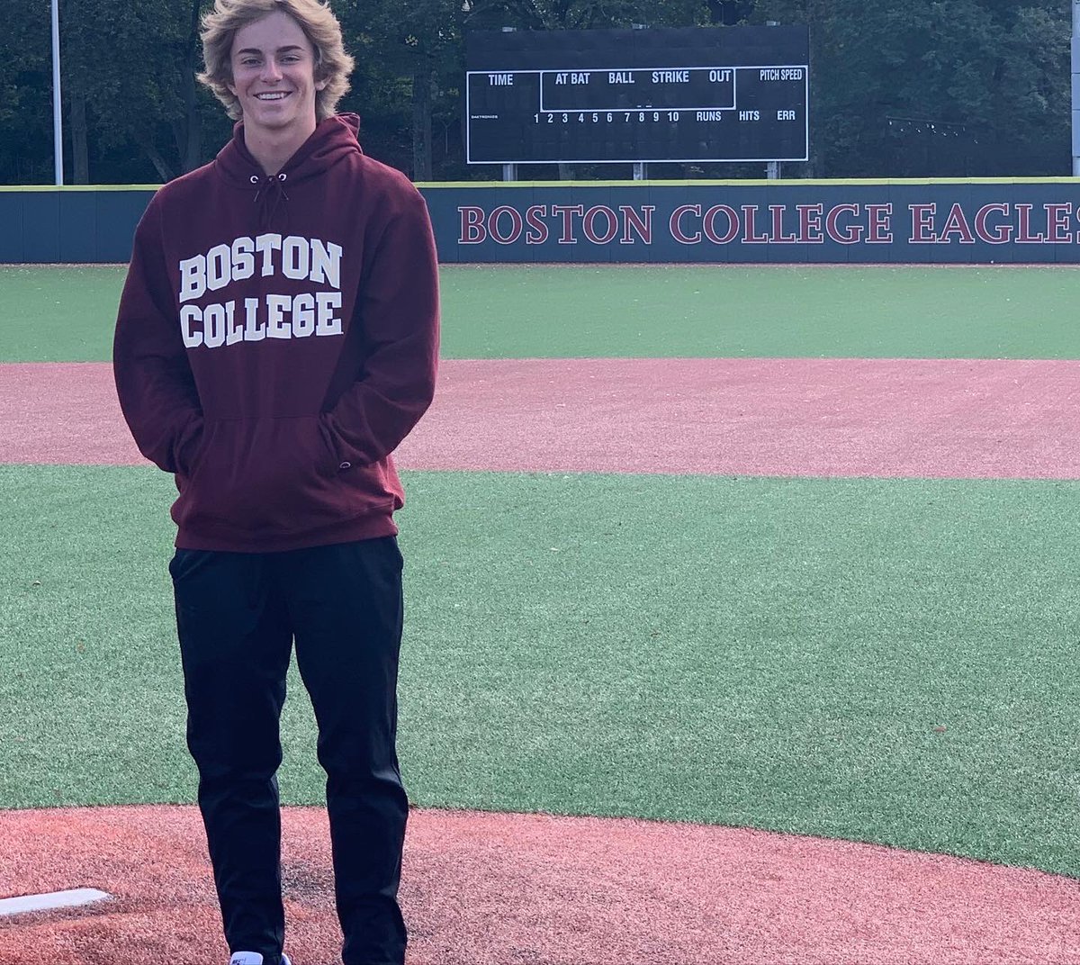 GavinHasche's tweet photo. I am proud to announce that I have commited to continue my academic and athletic career at Boston College. A huge thank you to all of my family, friends, teammates, and Slammers coaches that have pushed me to be the player I am today! #BirdBall @BCBirdBall @Slammersbasball https://t.co/Nok5yqniR1