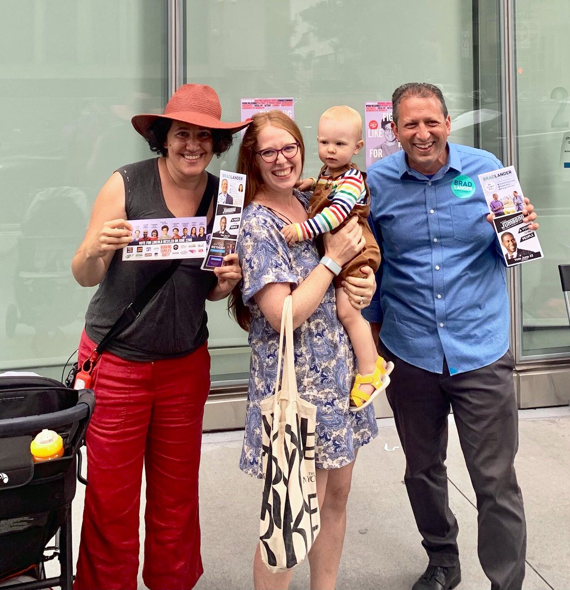 TheJewishVote's tweet photo. Got to kvell that people city-wide are voting for @bradlander aka #DadLander for Comptroller and @JumaaneWilliams aka #ItsTimeLetsGo for Public Advocate today! These are key victories to watch. https://t.co/ZsM1eR7js3