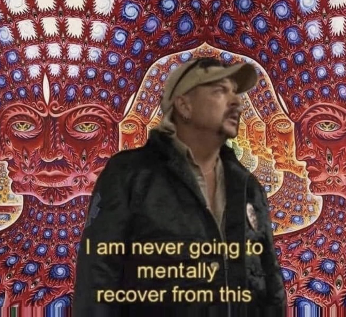 buddy_ferrara's tweet photo. when you’re tripping balls at the music festival and you buy a $10 Miller Lite https://t.co/1lsJ00OEZC