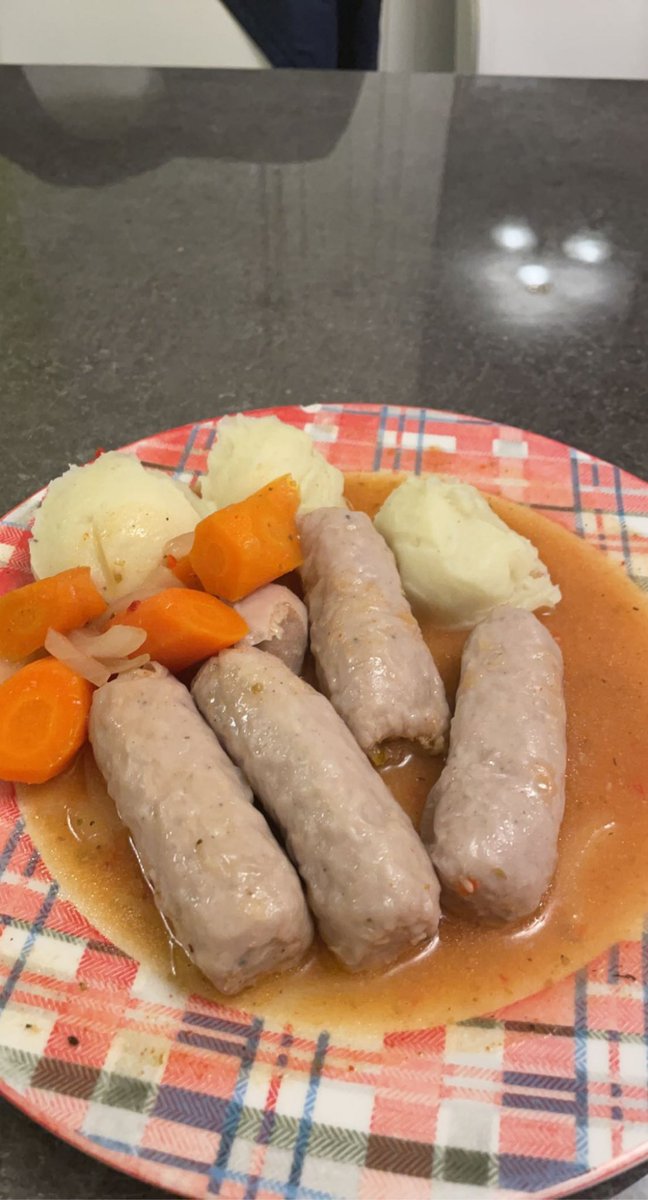 My maw has got a cheek asking for dig money with some of the dinners she produces