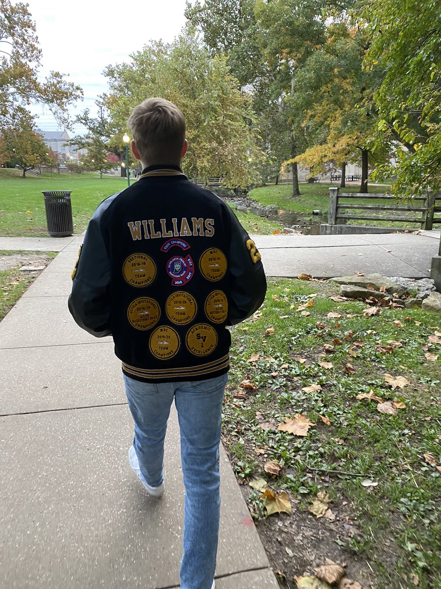 lanawilli7's tweet photo. IU college visit and tour. It was beautiful and we loved it! ❤️#gohoosiers #thenol https://t.co/BMZfYlvJGa