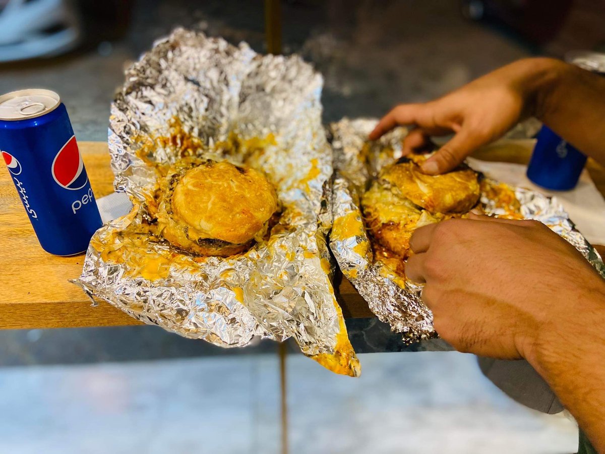 اللي ماجربش همبورغة big mac يجري يجربها طوووول  🤤🤤🤤