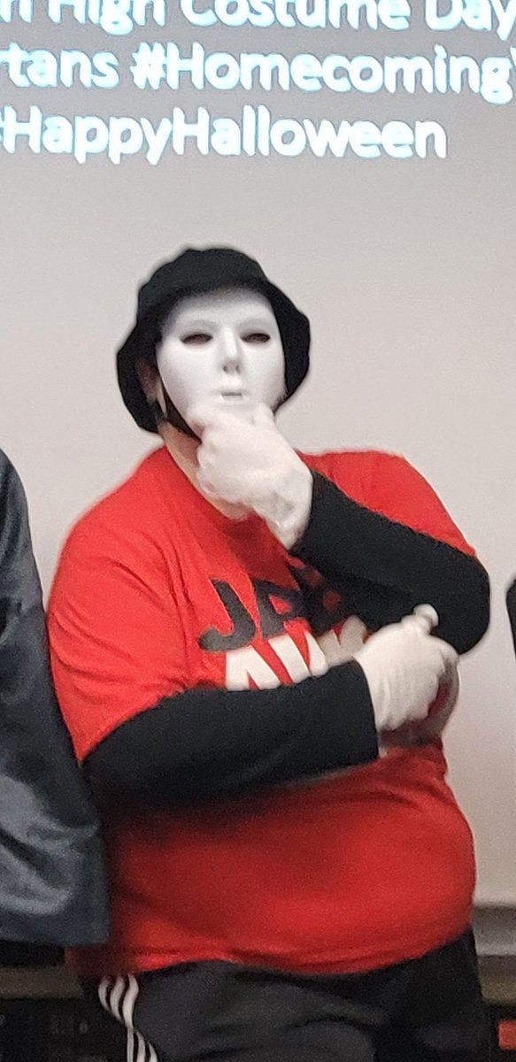 MrsJenkinsMath's tweet image. Haven&apos;t been on my teacher Twitter in a minute but I wanted to see if I could get @JABBAWOCKEEZ attention by posting my #halloween costume I wore to school this year. The old fans loved it and thanks to my costume there are new fans, too!