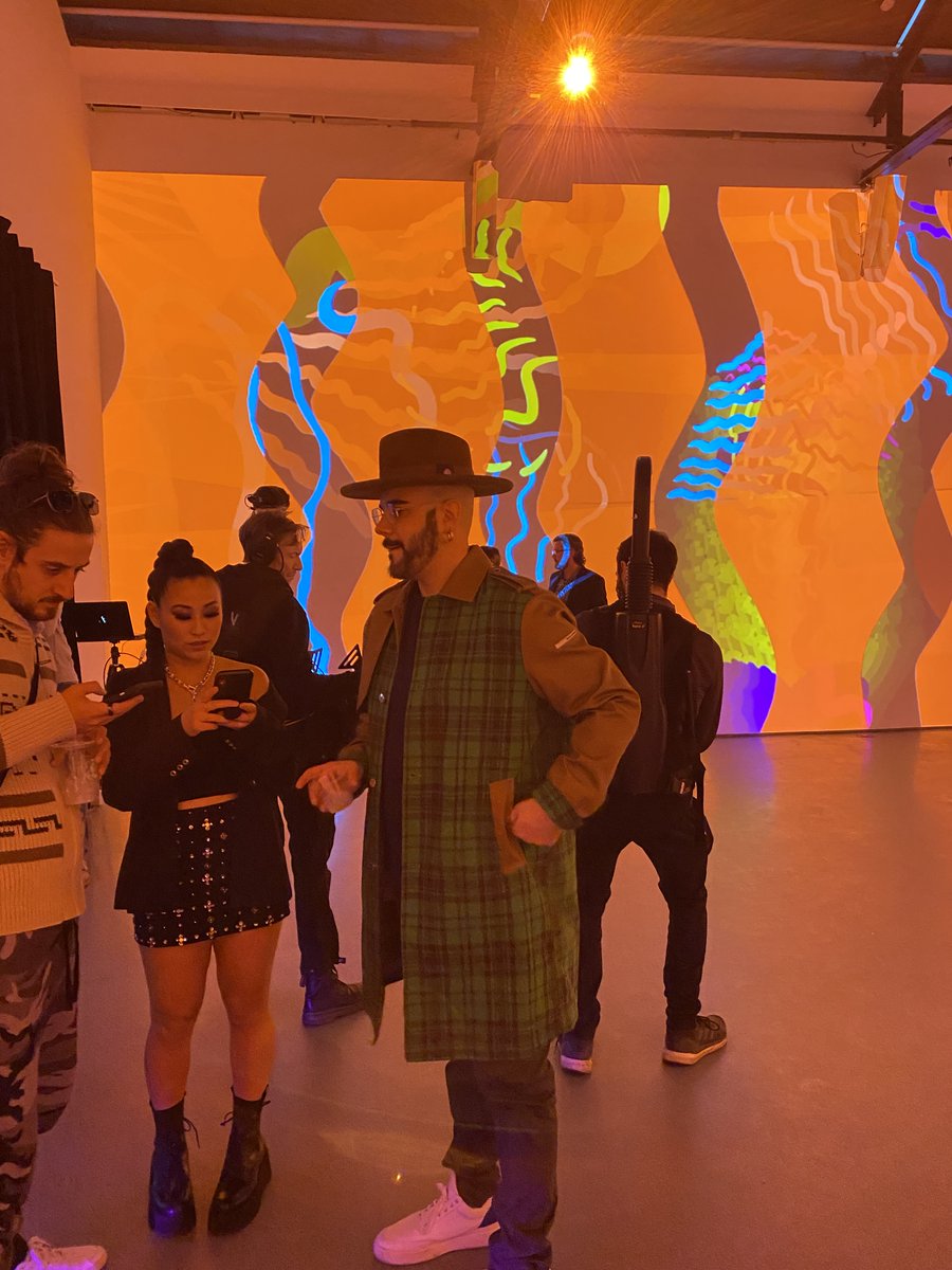 dfinity's tweet photo. The #ICONIC2021 NFT Art Exhibit is underway! 

The "ICONIC" NFT art exhibit features artwork from notable artists in the #InternetComputer ecosystem from LA, New York, Miami, Japan, Singapore, Istanbul, and Paris. 

Stay tuned for a recap of the event 🍾⚡️ https://t.co/2NBkvcVB0W
