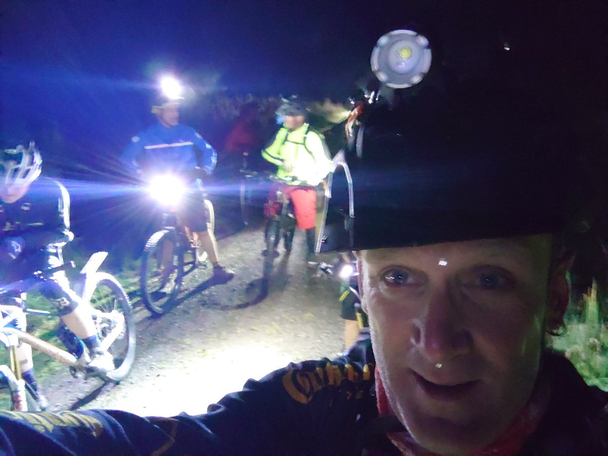 philbertieb's tweet photo. Definitely getting a bit colder on a TuesdAe night but worth it for the return of the rice pudding!!!! #cycling #mtb #nightride #whywecycle #ae #7stanes #dumfriesandgalloway #aecafe https://t.co/z4MkjfAtJn