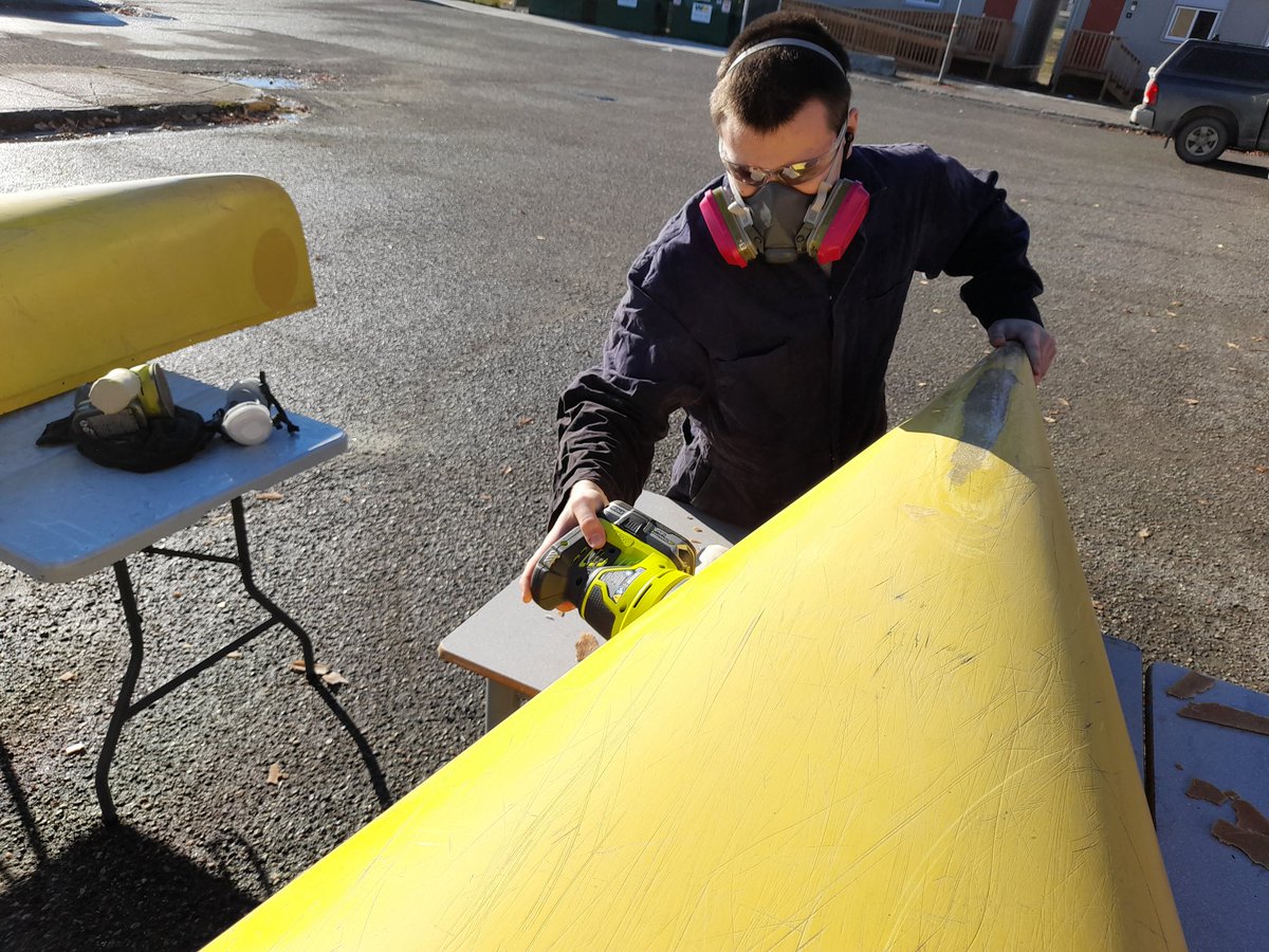 TurboTimmy57's tweet photo. Starting a canoe restoration project with @DeadPine57 seniors. Gunnels, seats, decals etc removed. Pressure washed and starting to sand the shell to create a rough surface for our gelcoat to adhere to. We'll keep ya posted as we go! @Stephymarie33 @SD57PG @SD57Indigenous https://t.co/8FJ0XU2GKv