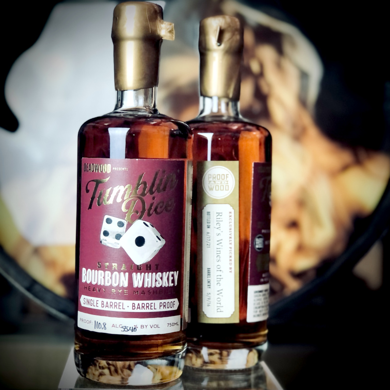 rileyswow's tweet photo. New at Riley's: Tumblin' Dice Single Barrel Bourbon! Aged for 5 years, this 5 year old MGP high rye bourbon hits all of the right notes: lots of spice with an underlying sweetness that helps brings out the more nuanced flavors. https://t.co/vowD6fh8Bb https://t.co/hbEsKysYR1