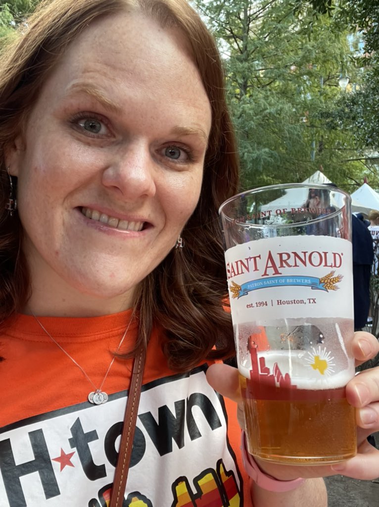 redheadamk's tweet photo. Go Astros! Ready for game 6! @SaintArnold @blummer27 https://t.co/cMnVQYcjL0