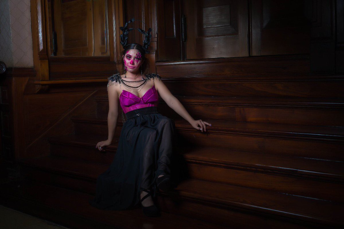 IOFHM's tweet photo. Fieles a nuestras tradiciones By IOFH DESIGN #diademuertos #catrina #catrina2021 #diseñomexicano #fashiondesigner #guystyle #styleguy #fashionwoman #luxury #luxurylifestyle #jewellery #accesorie https://t.co/smyLqXdJid