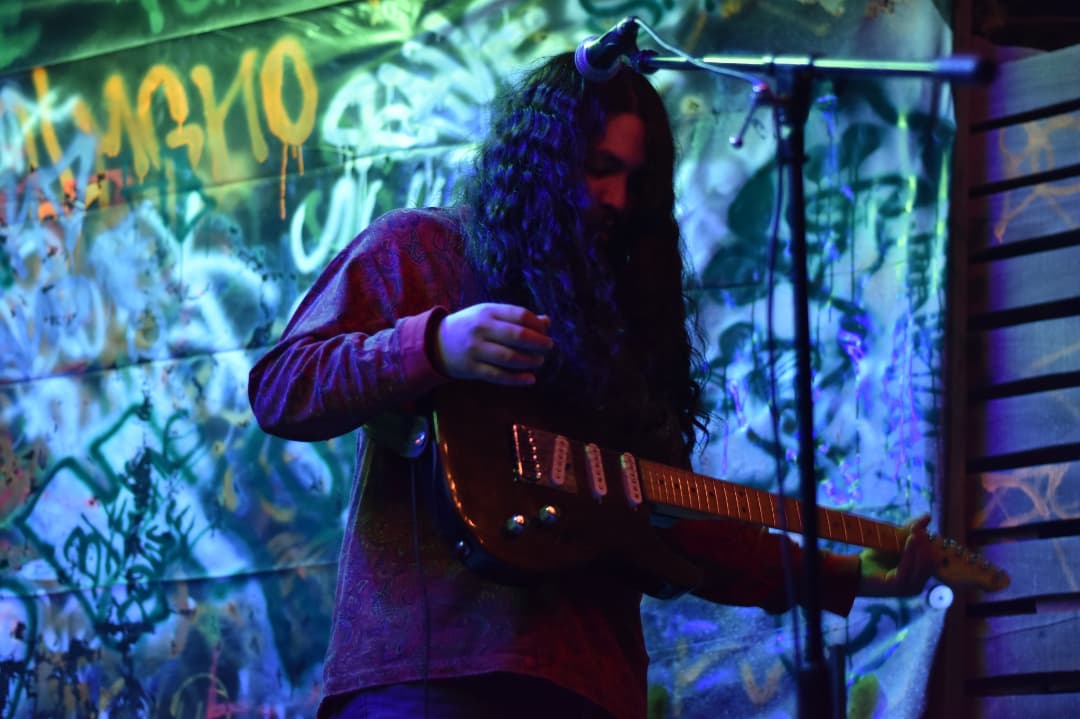 Silicoso2's tweet photo. Fotos de la presentación en el Nuevo Pasado, pronto más fechas🌿🌿🌿

Acá toda mi musica: 
https://t.co/W3urtBOPF7
☁️☁️☁️☁️☁️☁️☁️☁️☁️☁️☁️

Fotografía por: Josue Montes 

#artrock #juarez #silicoso https://t.co/xspElSH5xQ
