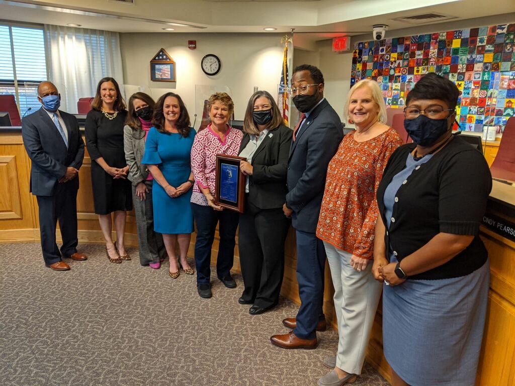 Congratulations to Duval county on receiving their Master Board plaque from FSBA facilitator April Griffin.⁦<a href="/FLSchoolBoards/">FLSchoolBoardsAssoc</a>⁩