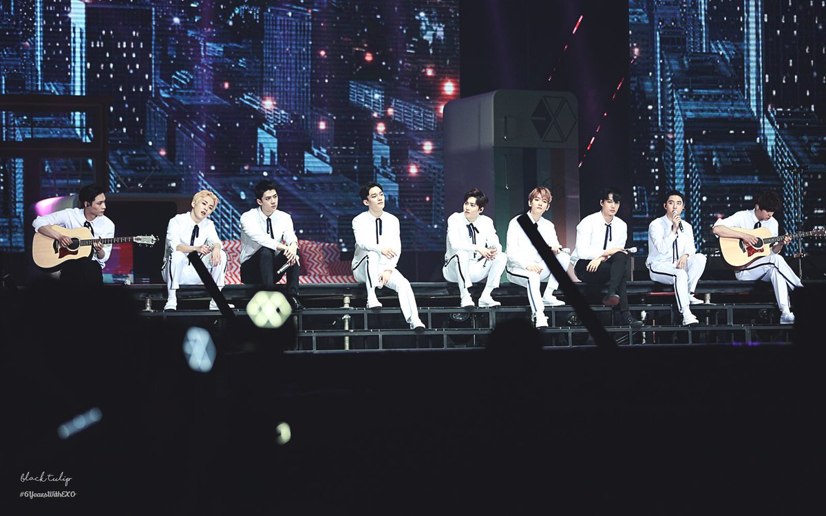 97lit97's tweet photo. صبح اکسوی تا ابد درخشان ترینِ من، بخیر ♡

EXO 
#Dont_fight_the_feeling
@weareoneEXO @B_hundred_Hyun @layzhang https://t.co/zmoQRSR376