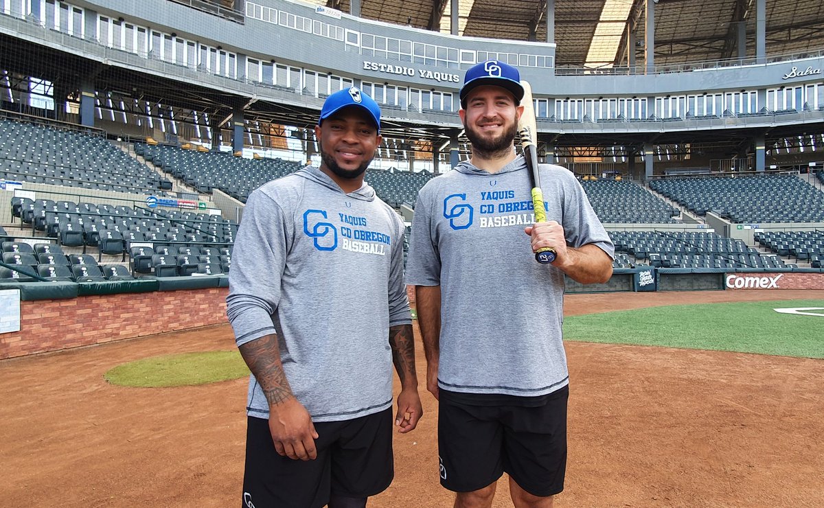 yaquis_oficial's tweet image. #YaquiNoticia 🏹
🛩Este martes se integraron a la Tribu el jardinero Leandro Castro y el infielder Michael Wing, quienes ya entrenan a la par de todo el equipo que dirige el mánager Sergio Omar Gastélum
¡BIENVENIDOS! #PuroYaquis #MiEquipoMiGente