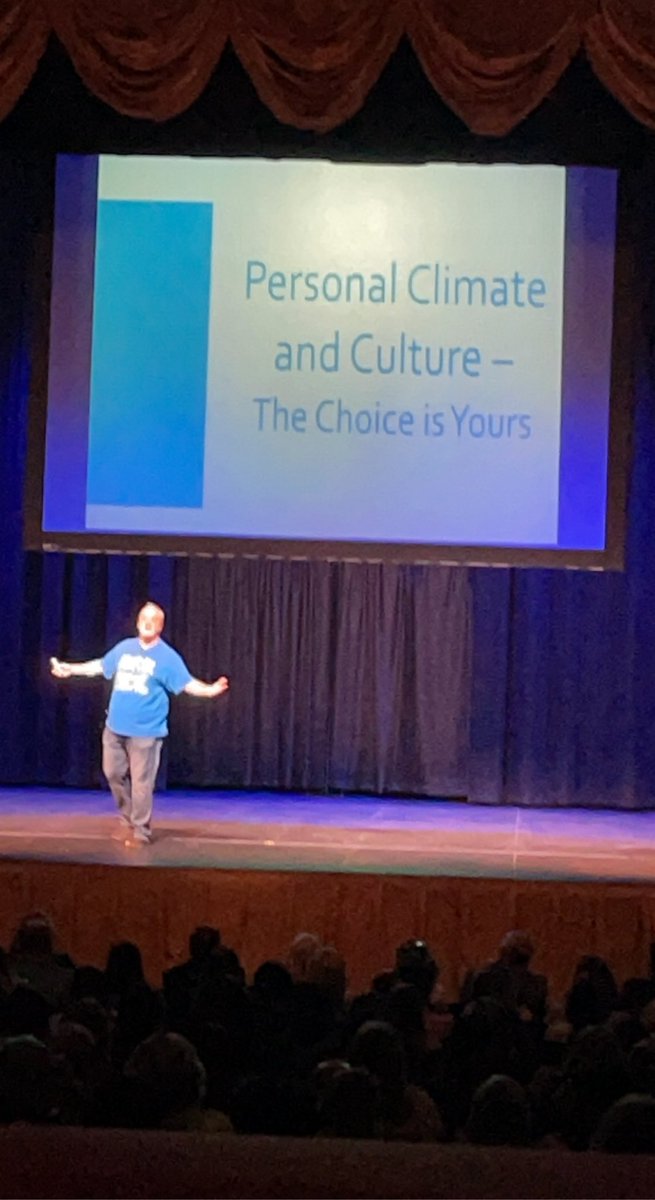 MsDubEDU's tweet photo. @gerrybrooksprin speaking the truth tonight ❤️ https://t.co/4B37WTcxop