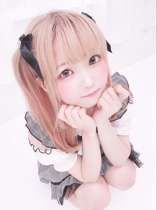 Twitterのコスプレ画像32