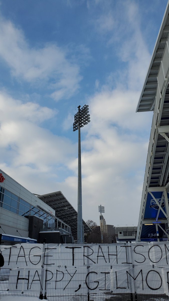 MarcAlexandreP's tweet photo. Mémoire d'une froide journée d'hiver. #GilmoreOut
#IMFC https://t.co/ANQT0KiAQg
