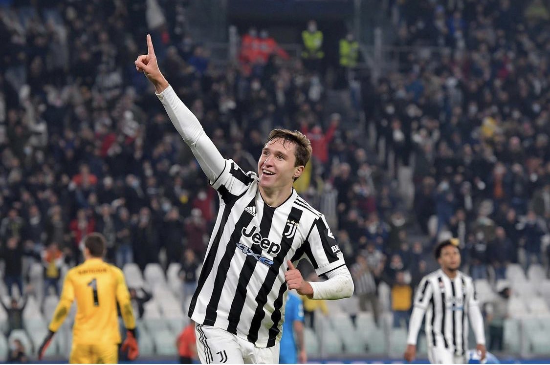 NisrinJuve's tweet photo. ✍🏻 Chiesa is actively involved in 6 goals in his last 6 home appearances for Juve in the CL (5 goals, 1 assist). The Italian has scored in each of his last 4 home games in the competition equalizing Trezeguet’s record in November 2001.
▪️ #UCL
▫️ #JuveZenit
▪️ #PostMatchStats https://t.co/QO3Wb125Hy