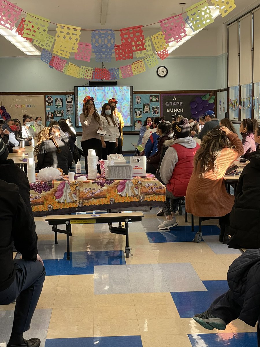 bobbyguercio's tweet photo. @BridgeSchool2 hosted a #DiaDeLosMuertos student art exhibit.  Amazing to see the response to celebrating culture in our community! @CPSN1Chief @ChiPubSchools @Network1CPS https://t.co/enpAVntXlj