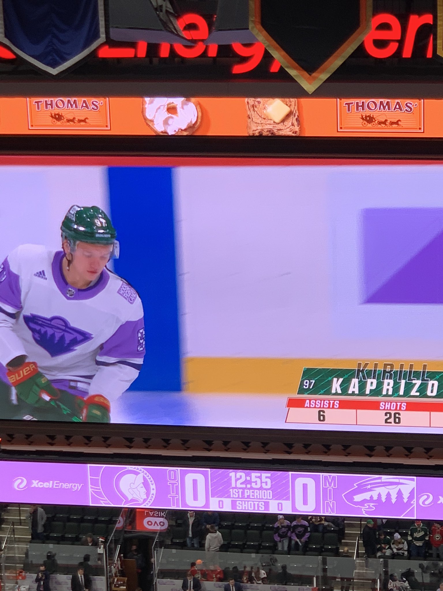 Michael Russo auf X: „Hockey Fights Cancer Night for the #mnwild. Awesome  sweaters, and Sturm, Merrill and Hartman are wearing ballcaps   / X