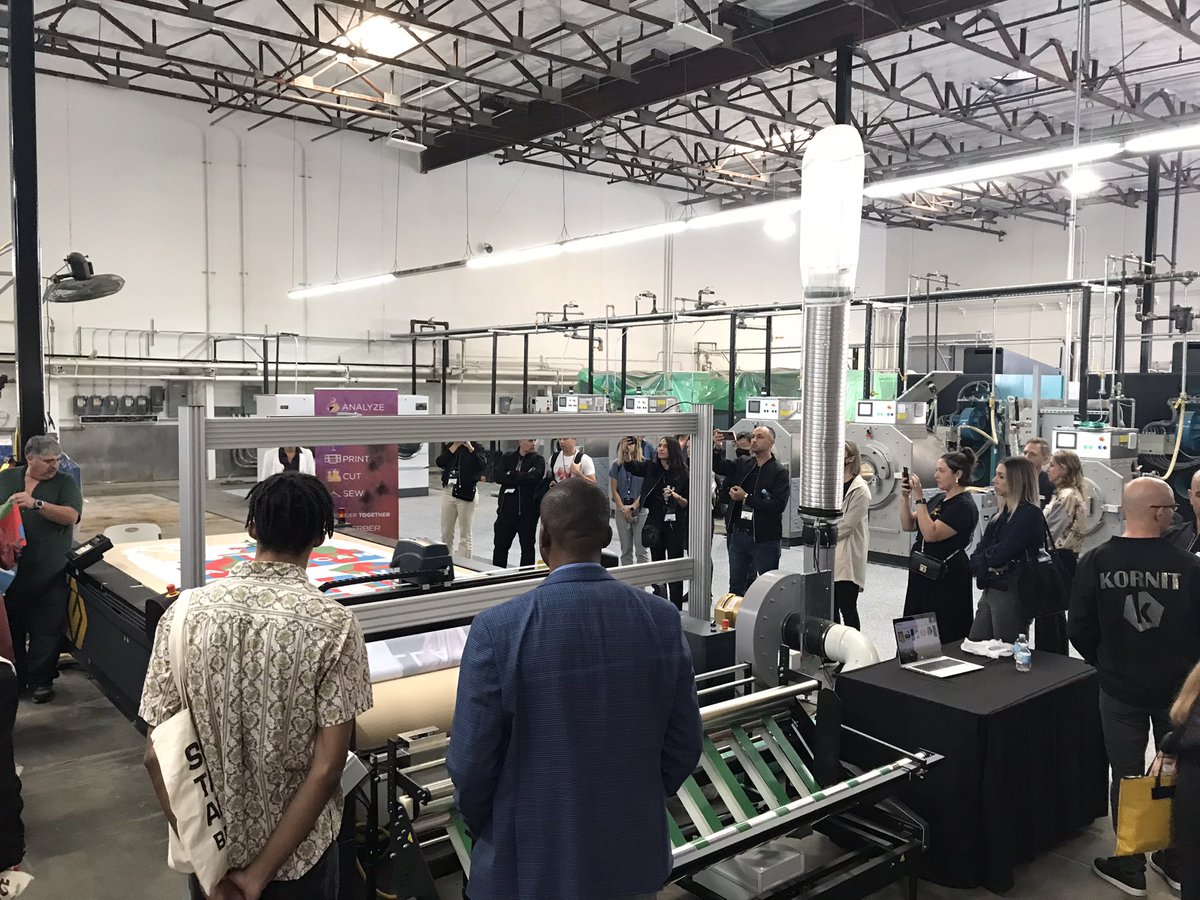 kornitdigital's tweet image. World-class cutting technology from @GerberTech complements Kornit’s #sustainable print systems for an efficient, consolidated EcoFactory production experience. #Kornitfashionweek