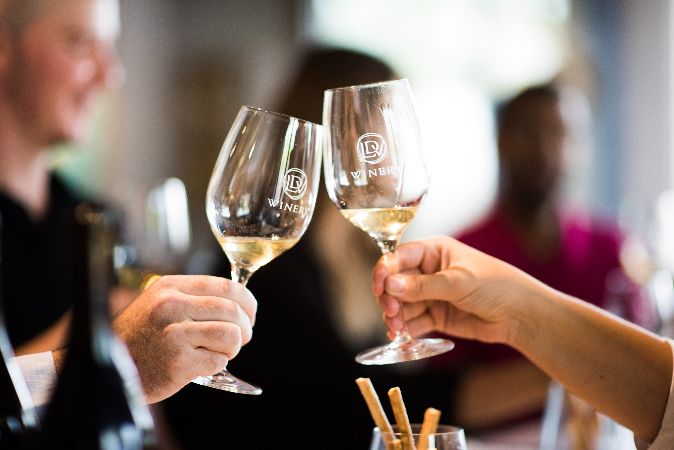 LDVWinery's tweet photo. So much happening at LDV Winery. Here is the - Latest News from LDV Winery - https://t.co/VO47B0B4N1 https://t.co/JJzDHXr06E