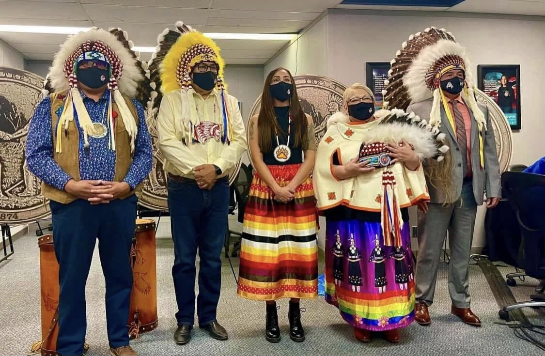 Today our @fsinations executive was sworn in. Congratulations Chief Bobby Cameron @edutch_lerat @VCHeatherBear & Aly Bear. The work continues for our beloved federation. #treaties #inherentrights