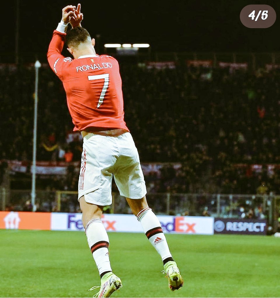 dz_16Power's tweet photo. @ChampionsLeague ❌
UEFA @Cristiano Ligue ✅
Champions League Cristiano https://t.co/dKkCWR4GbE