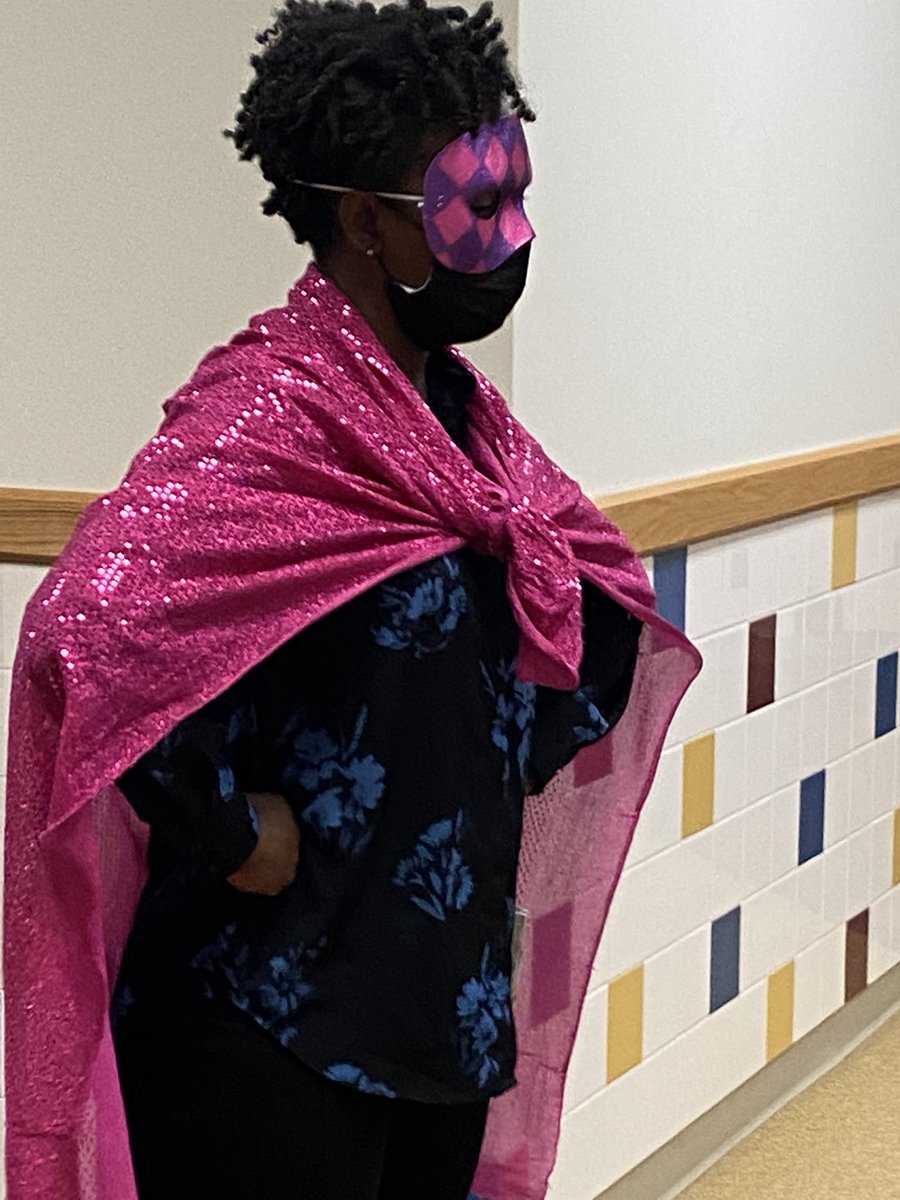 WeinkeLara's tweet photo. Pointer Woman came to give us our pointers today!! Thank you for giving us our pointer power!! @ButlerCounselor @HospElementary @DawnMcMillan77 @KerryRear @MsJenkins_class @PrincipalElse @jands1118 #kindervibes https://t.co/p7Vn1Qokla