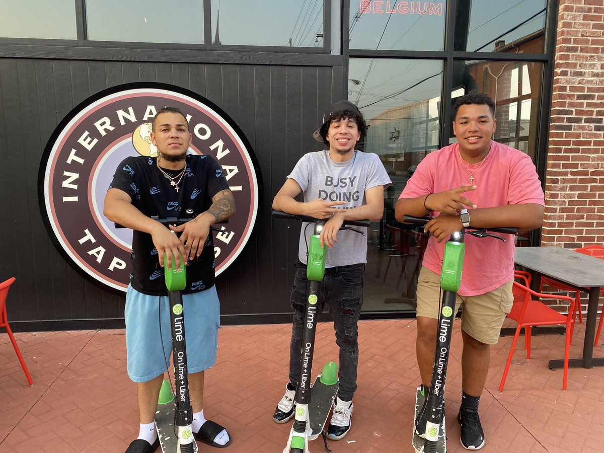 13 years ago today I lost somebody I never truly got the chance to know. I wish it were different but I am so glad he left me my brothers. We all just like our dad in different ways and when I’m around them I feel closer to you.   R.I.P. pops 🤍