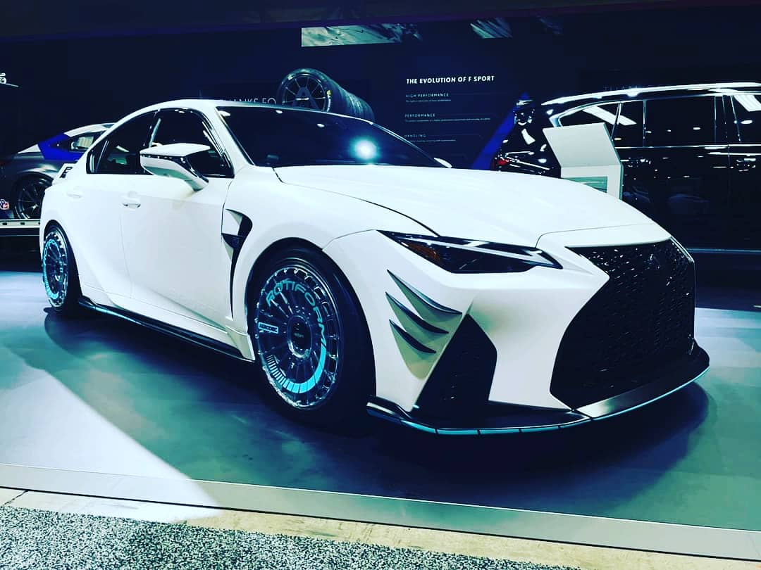 ApexiJapan's tweet photo. SEMA SHOW 2021始まりました、間に合って良かった(笑)
#あぺっくす #アペックス #APEXi #apexiusa #apexijapan #lexus #lexususa #lexus #is500 #is350 #rotiform #sema #semashow #sema2021 #vipautosalon https://t.co/YUiJyteril