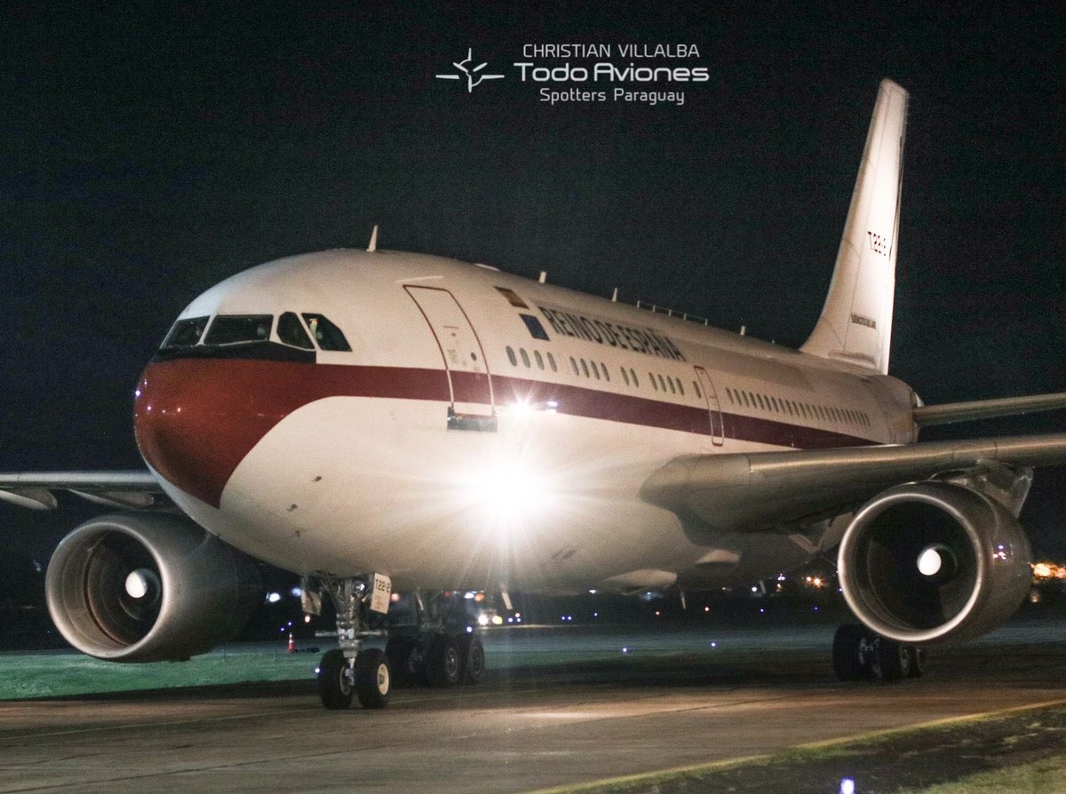 AvionesTodo's tweet photo. Acaba de llegar a Paraguay la Reina Leticia @CasaReal  de España, imágenes de nuestro compañero @christianspott2. @SpottersSUMU @BoliviaSpotter @Spotters_Chile @TorreElDorado @aviacionline @aviacion_al_dia @todonoticias @ABCDigital @clarincom @Transponder1200 @Desde_El_Patio https://t.co/kXmWxxsAsz