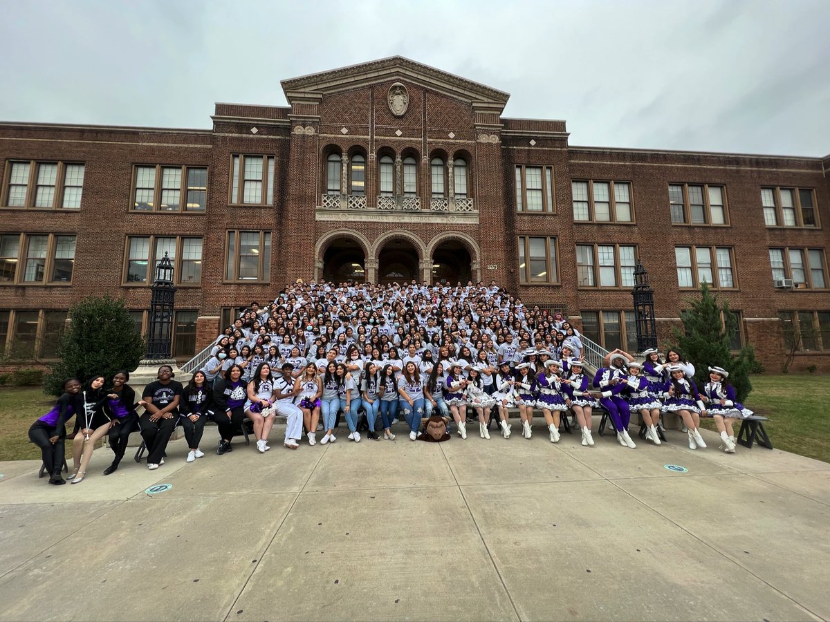 sundialsh's tweet photo. We introduce your Class of 2022. You might be slowly flying away but you will always be a Bison! @dallasschools @Sunset_Bison @drmtz01 https://t.co/zfTZDXMHFl