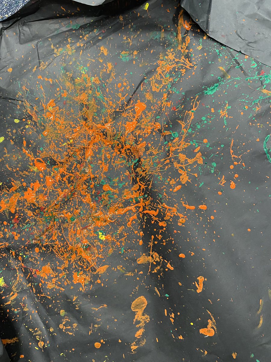 Kelly_A_Miller's tweet photo. Paint explosion!!! We had so much fun drip painting our turkey feathers today. The kiddos LOVED bringing out their inner Jackson Pollock! @mrs_hcooper @BudzynskiAlison @FlyingHillsFAME @CajonValleyUSD @mkuhfal8 @davidmiyashiro @CajonVapa https://t.co/JjdL2Na6H6