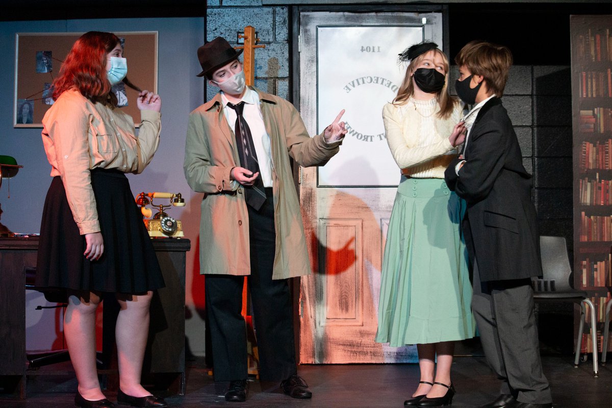 barrington220's tweet image. &quot;A Lighter Shade of Noir&quot; playing Nov. 4 - 7 at Prairie Middle School! #SeetheStudent220 #ALighterShadeofNoir 

Tickets: app.arts-people.com/index.php?show…