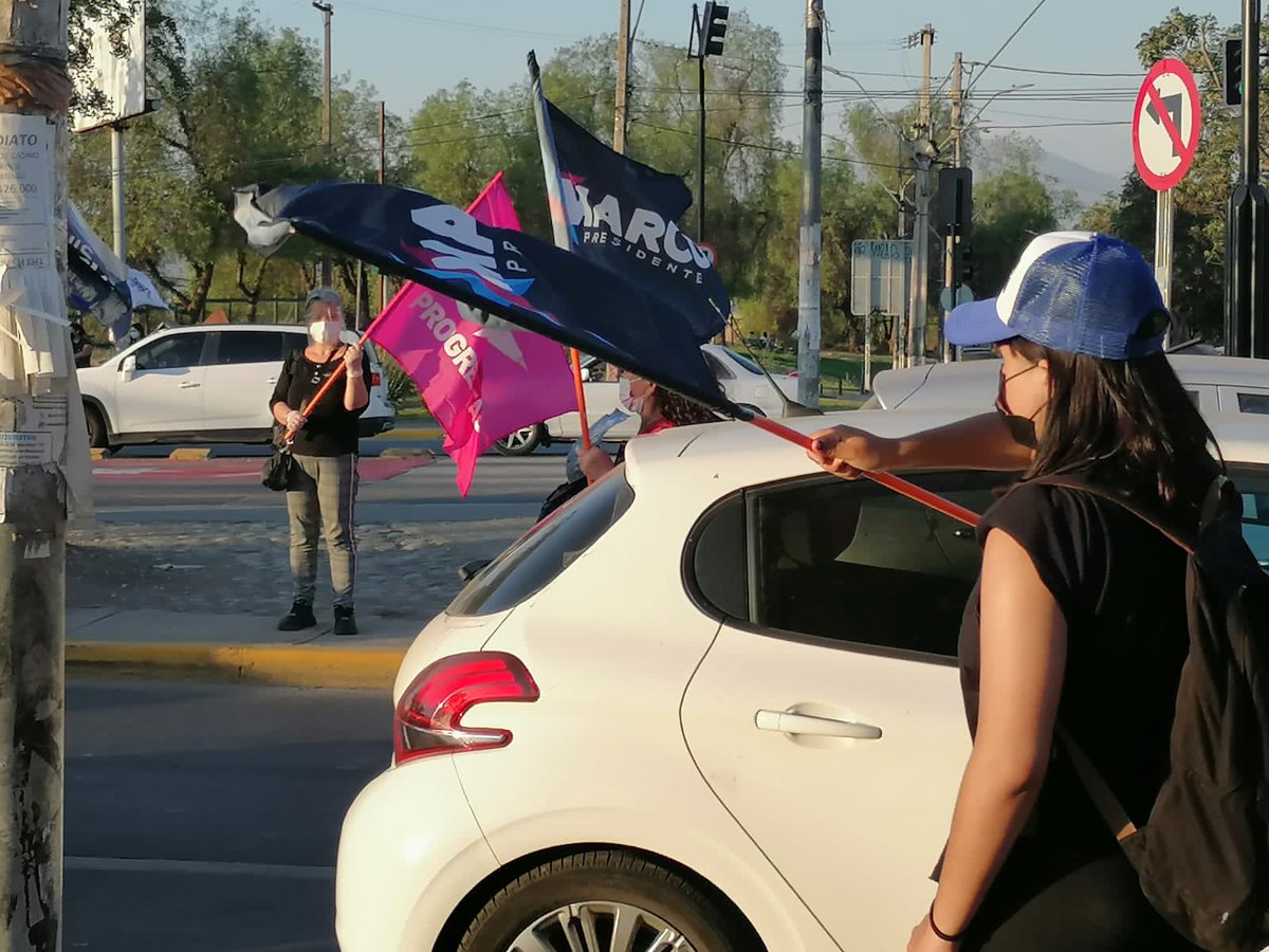 21Davico's tweet photo. #MarcoPresidente 
#ElCambioEsHoy
#YoMarc6 
" Banderazo Progresista  En Macul Av .Grecia Con  Fontecilla D10  *Santiago - Ñuñoa - Providencia -Macul - La Granja - San joaquin* https://t.co/HvbsgVRSQy