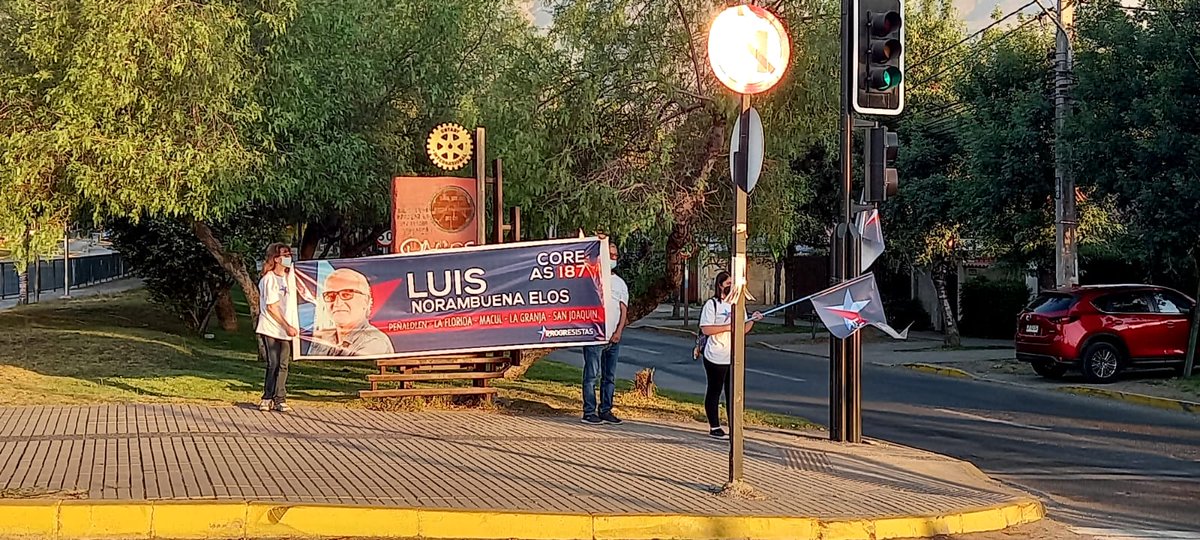 21Davico's tweet photo. #MarcoPresidente 
#ElCambioEsHoy
#YoMarc6 
" Banderazo Progresista  En Macul Av .Grecia Con  Fontecilla D10  *Santiago - Ñuñoa - Providencia -Macul - La Granja - San joaquin* https://t.co/HvbsgVRSQy