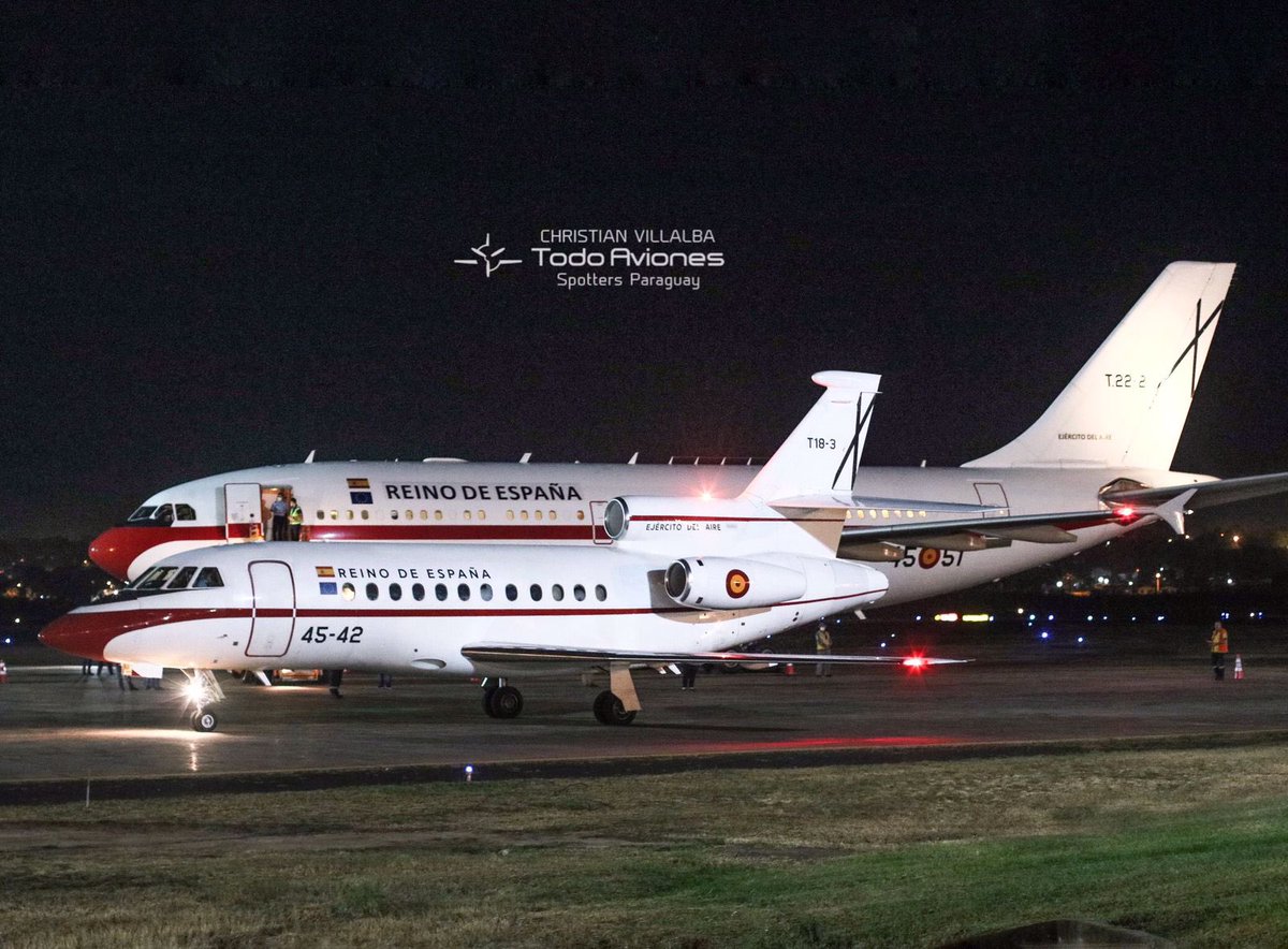 AvionesTodo's tweet photo. Llegada de la reina LETIZIA y comitiva a Paraguay @dinacpy @CasaReal vemos al @DassaultFalcon 900 y al @Airbus A310-304 en plataforma del aeropuerto Silvio Pettirossi. @Spotters_Chile @SpottersMurcia @ArgSpotters @Desde_El_Patio @ABCDigital @hola @Transponder1200 @TelefuturoInfo https://t.co/TGEUQylrgH