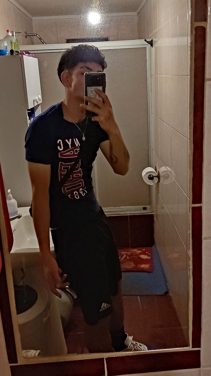 WhiteMan2120's tweet photo. Aburridoo!🥴 https://t.co/8FW7ngBvu8