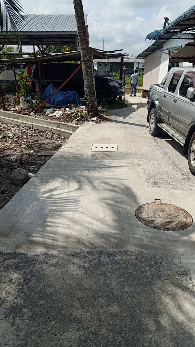 hazlandswk's tweet photo. Penyerahan Projek RTP ADUN .
Perparitan di Kpg Tabuan Lama.
Agensi Pelaksana : MBKS
Semoga dapat meningkatkan kesejahteraan penduduk sekitarnya.
#RTP
#INFRASTRUKTUR
#DEMAKLAUT
#GPSPBB
#SARAWAK https://t.co/Zzk7o9cXIu